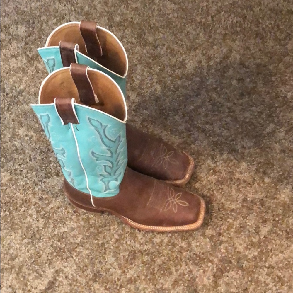 Women’s Cowboy Boots